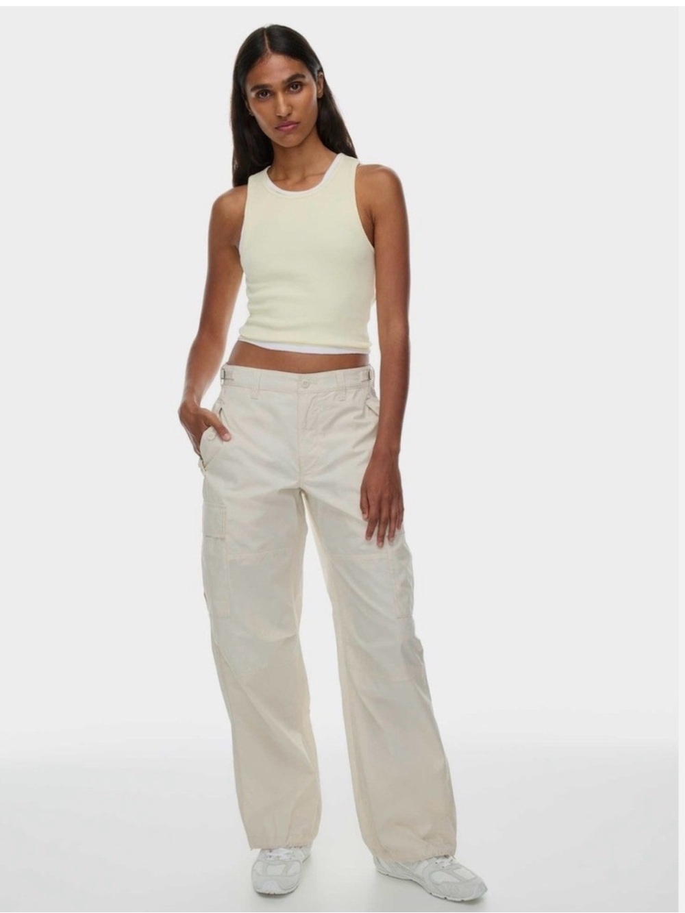 Aritzia TNA New Supply Cargo Pants in Gold Birch Sz 10